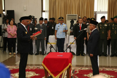 HM Wardan Cuti, Gubri Lantik Pj Bupati Inhil